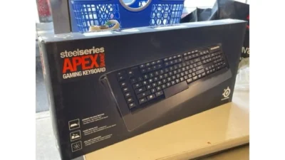 BRAND NEW--SteelSeries APEX [RAW] 64144 Wired USB Gaming Keyboard