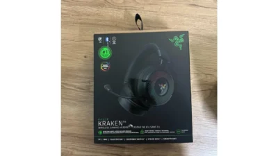 Razer Kraken V4 Wireless Gaming Headset with 9-Zone Chroma RGB Lighting Black
